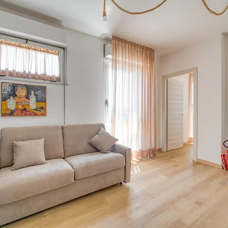 Guesthost - Carpine - Cozy Flat In * 马焦内